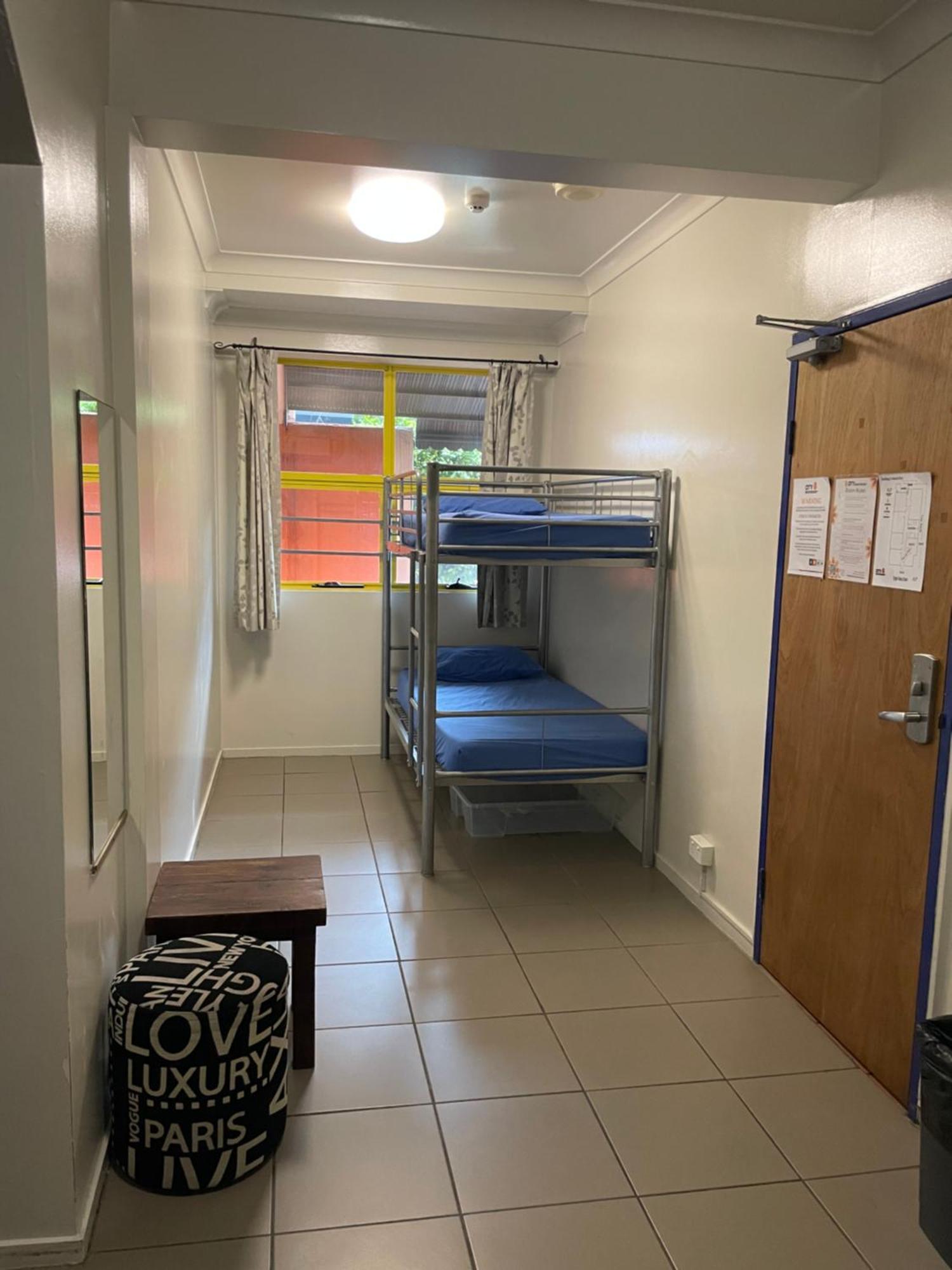 Bed 6-Bed Female Dormitory Room